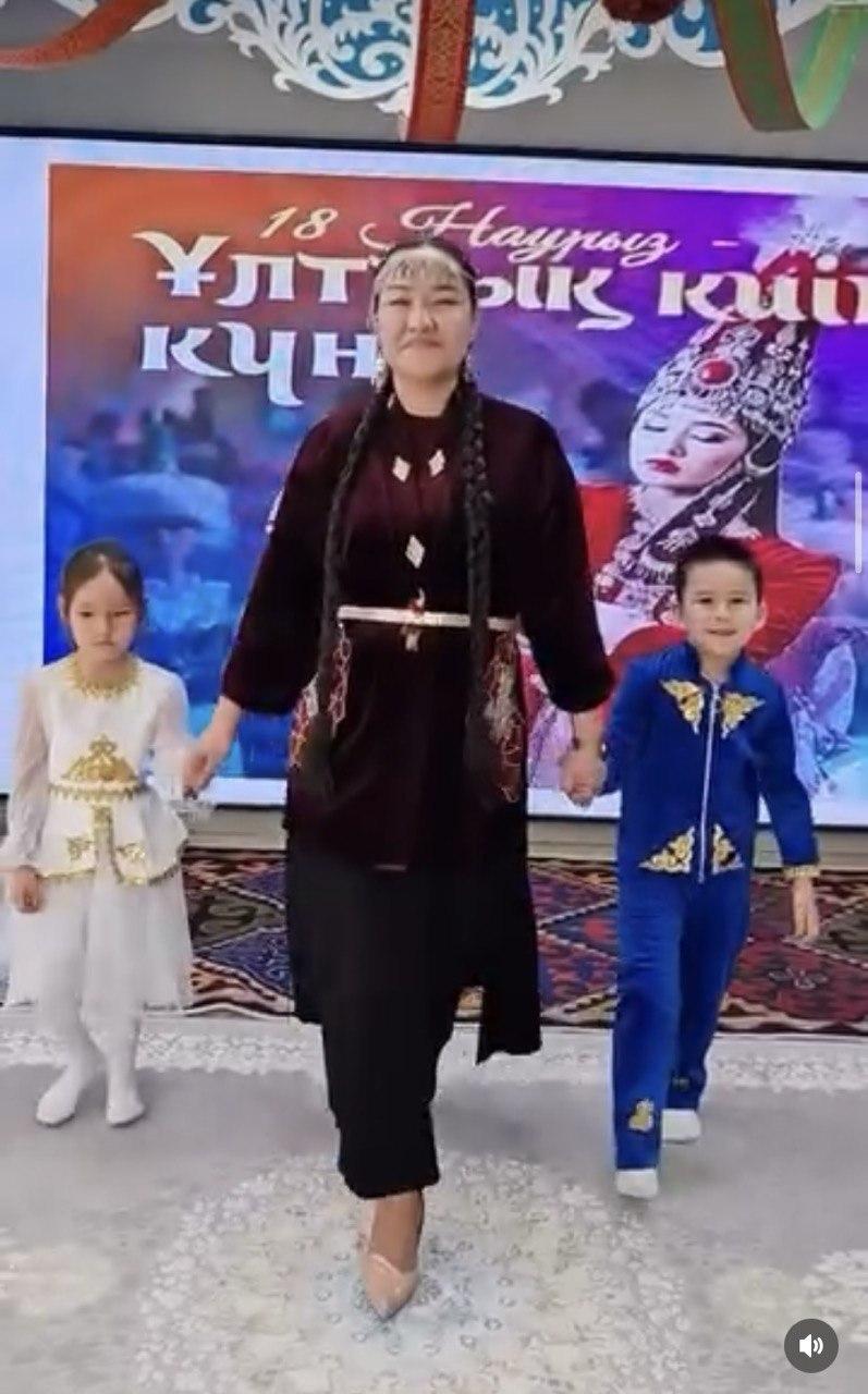 18 наурыз - Ұлттық киім күні ⚜️⚜️⚜️⚜️⚜️  18 марта- День национальной одежды ⚜️⚜️⚜️⚜️